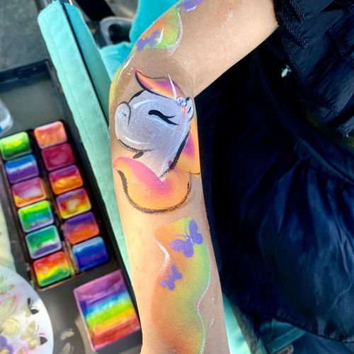 Unicorn arm paint 💜 