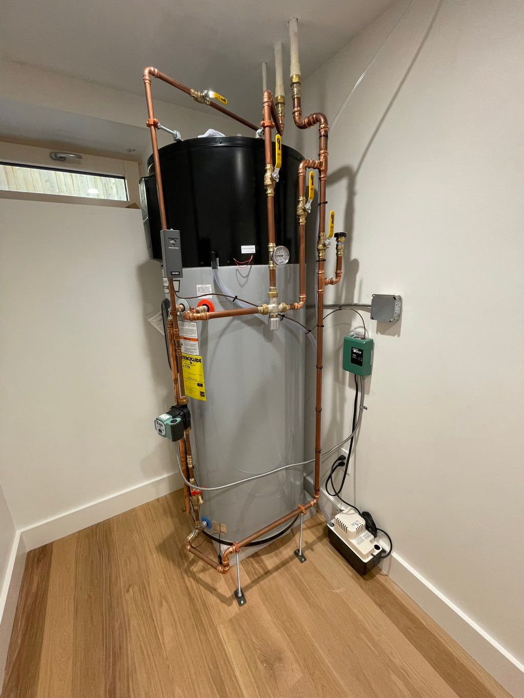 This is a 80 gallon hybrid water heater with a mix