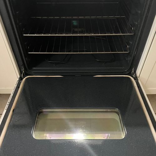 A old oven that needed some TLC 