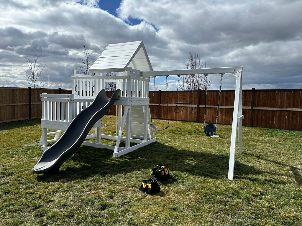 Play Equipment Construction and Assembly