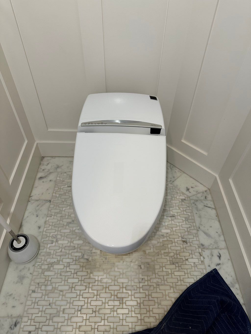 Toto neores 600 smart toilet 