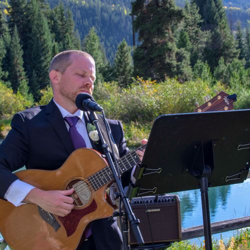Dave's music made our wedding absolutely perfect. 