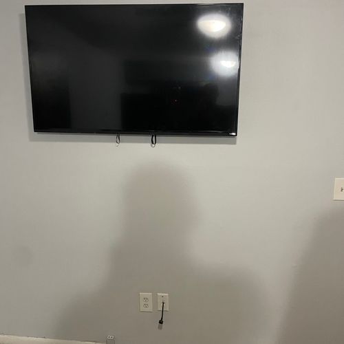 I recently hired Tyler to mount my TV and I couldn