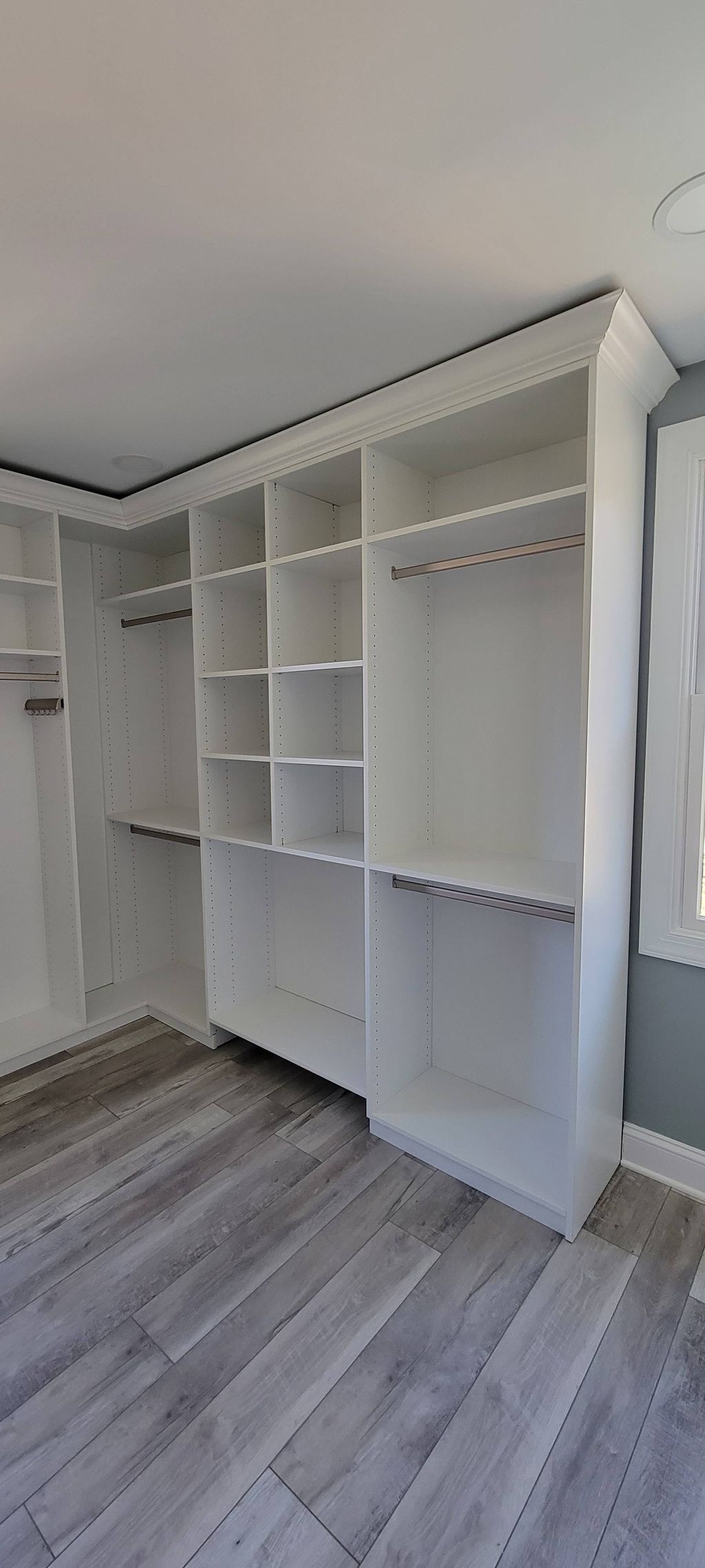 walkin closet 