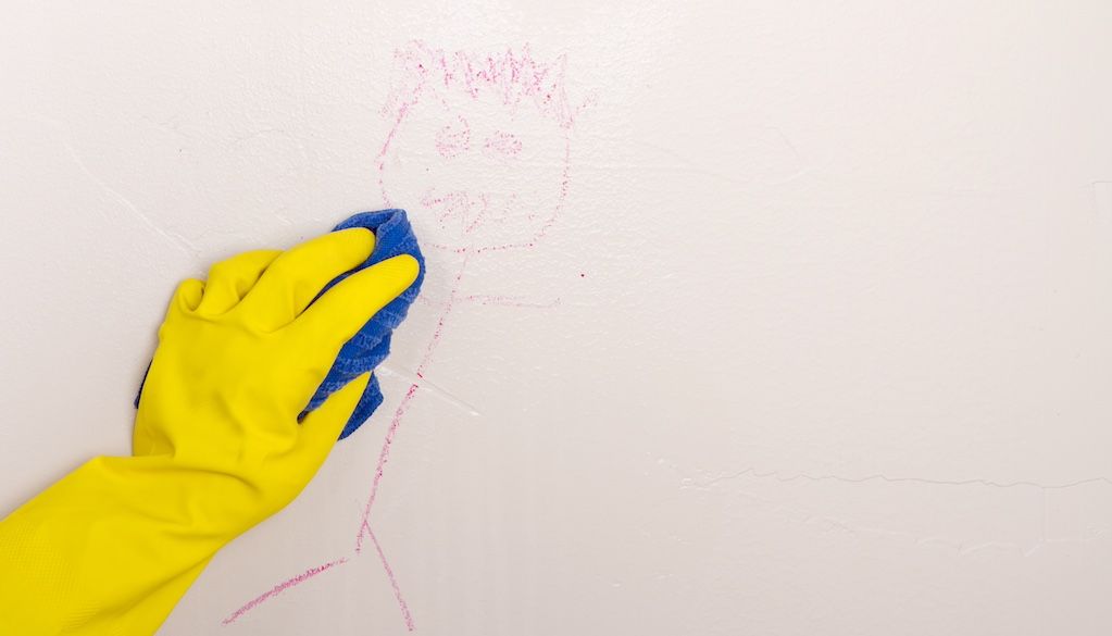 How to clean flat paint walls.