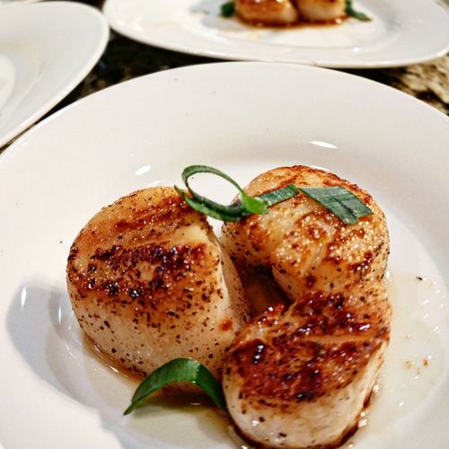 Seared Ginger Soy Scallops 
