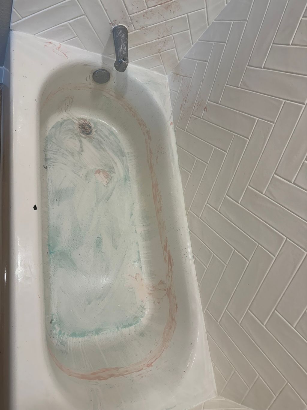 bathtub deep cleaning - before