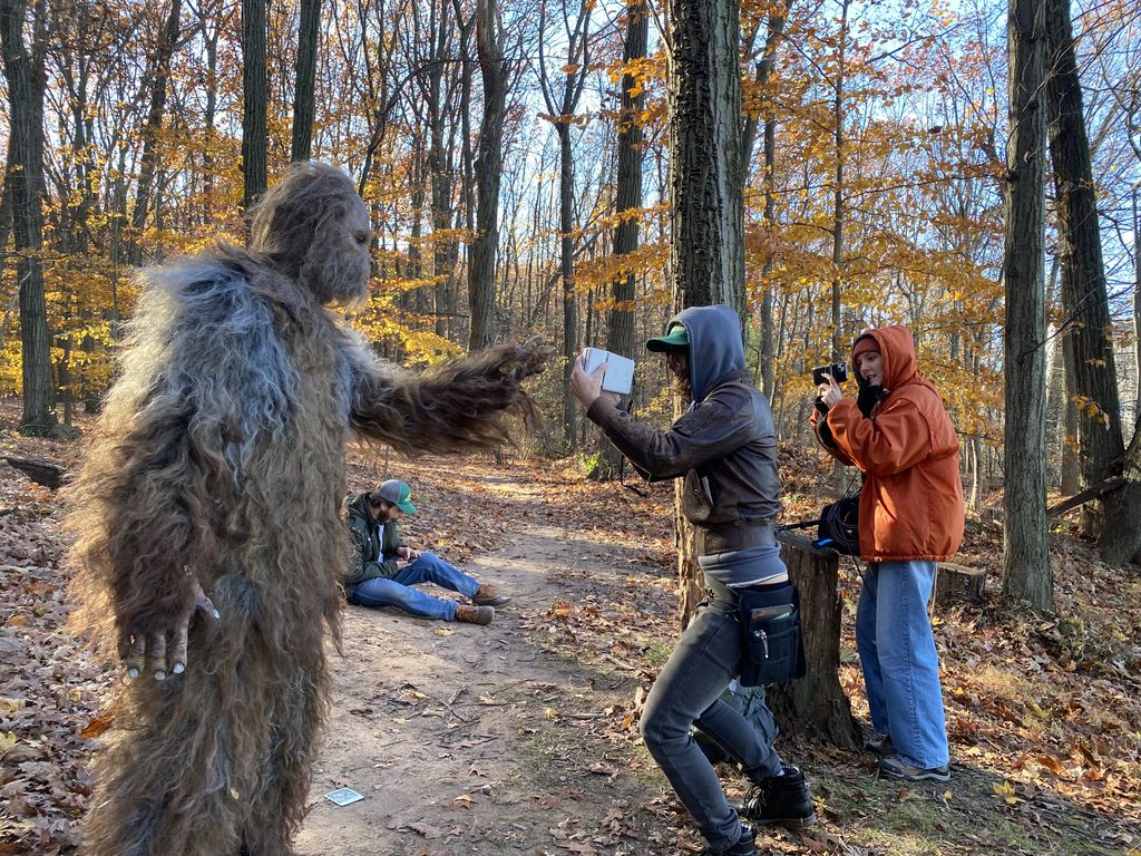 On set of 'The Squatchers'!
