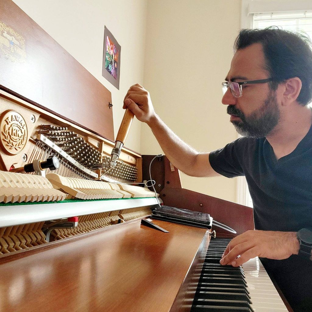 Nima Momtaz piano tuning and services