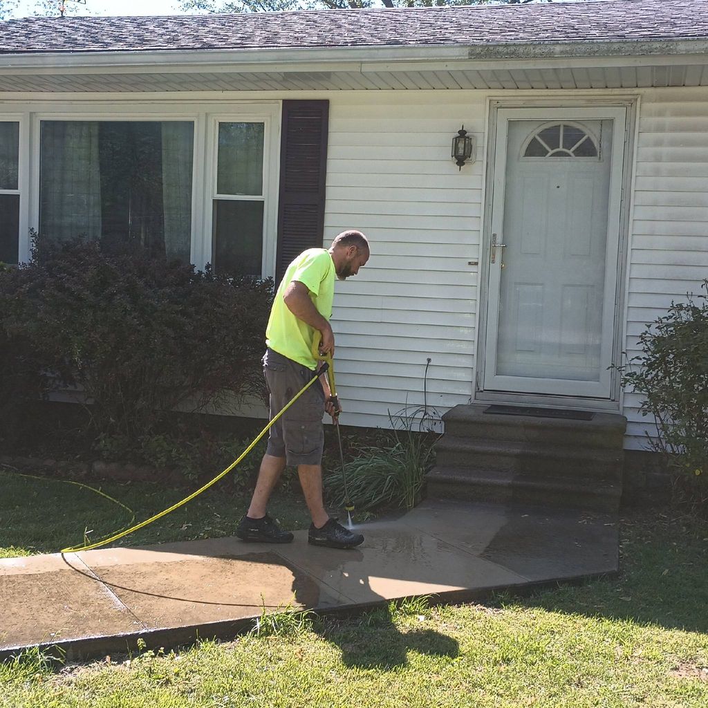 CMS CLEAN RESTORE LLC