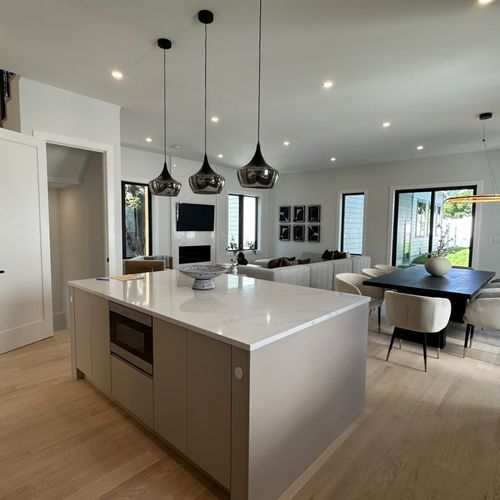 Xander license electrician