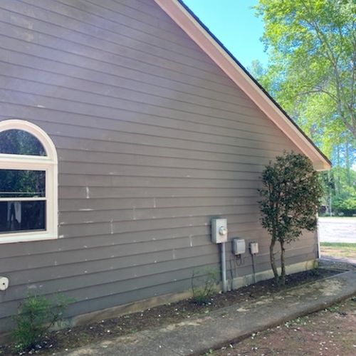 existing siding repair and painting house