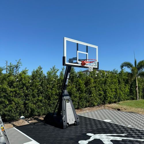 Assembled and installed a basquetball court 