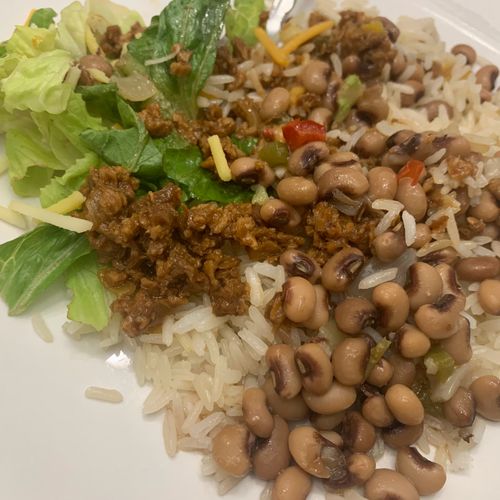 Vegetarian ground bee'f, black-eyed peas, jasmine 