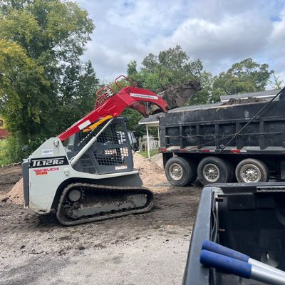 Avatar for Boss Hall Demolistion &Hauling