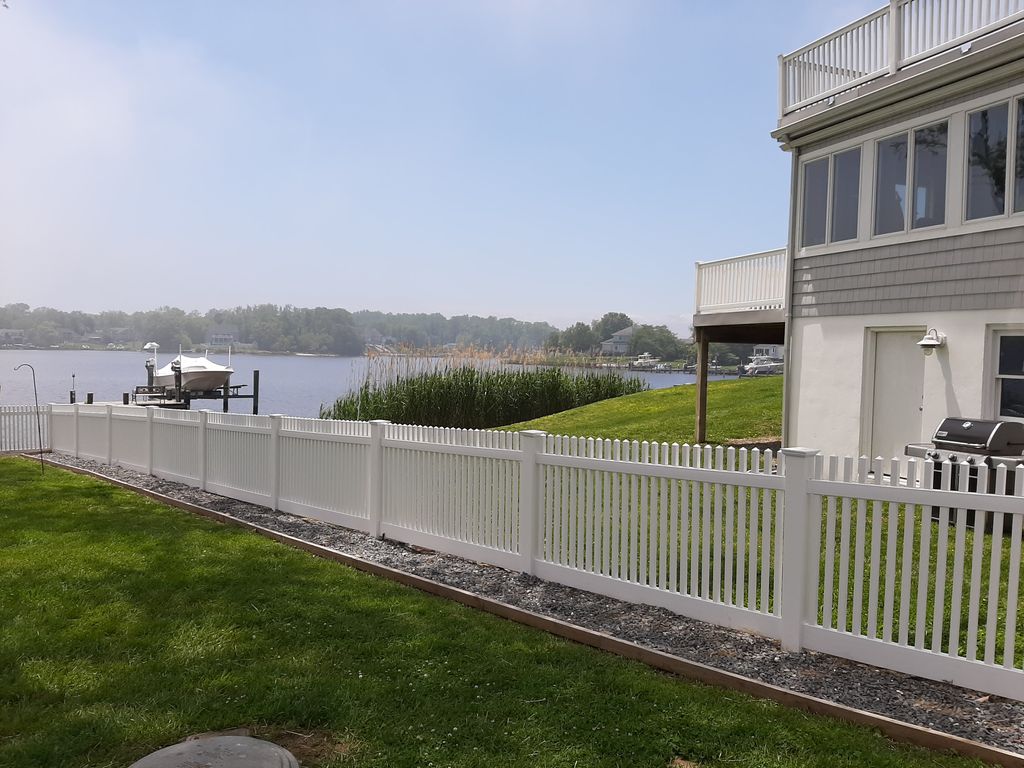 White Vinyl Picket Fence 