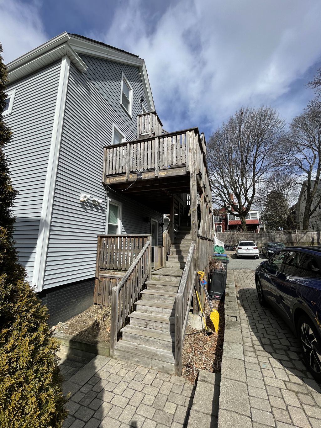 Deck Staining and Sealing