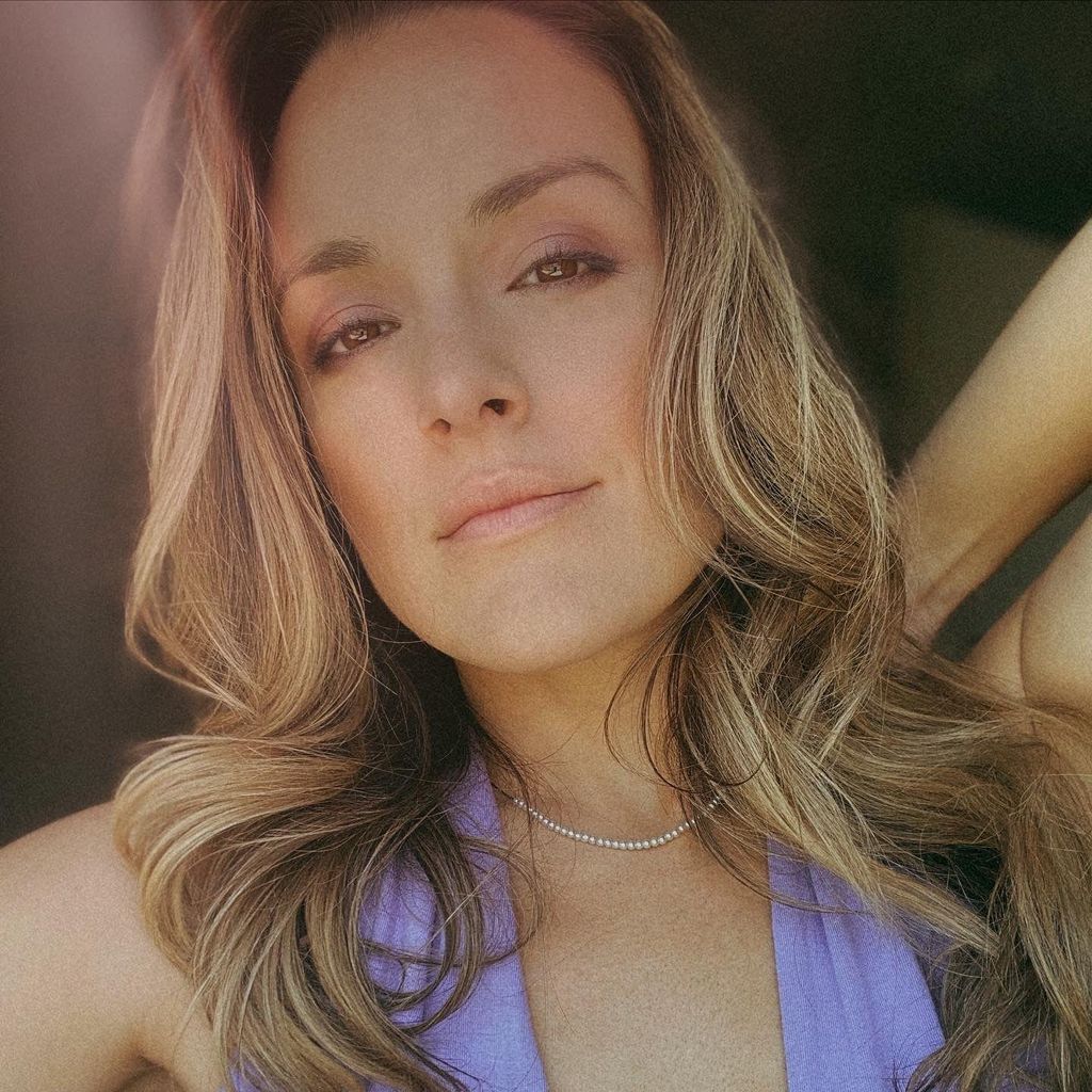 Jessica West Psychic Medium