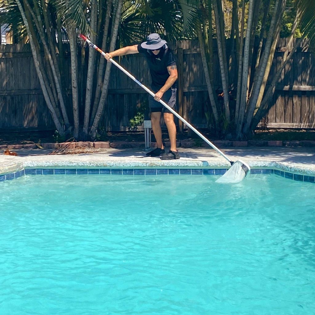 Suncoast Pool Cleaning