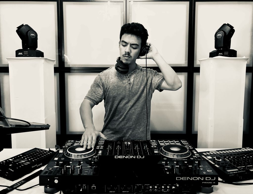 DJ Joshua