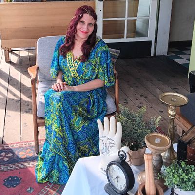Avatar for Party Readings by Tara - naturally intuitive