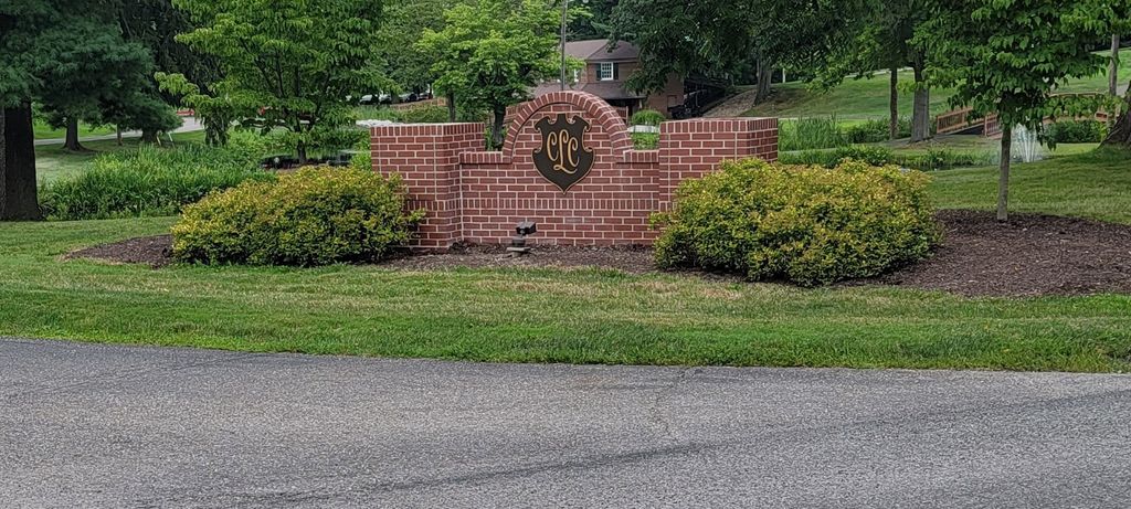 Entrance Sign