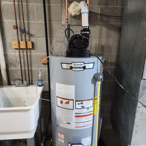 Power vent water heater