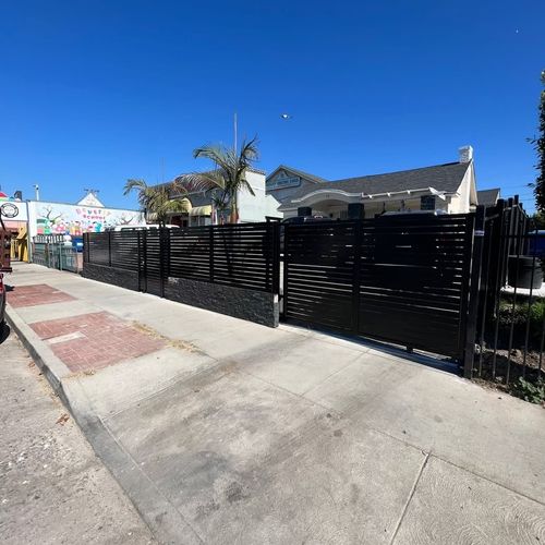 We recently had a new fence installed by az green 