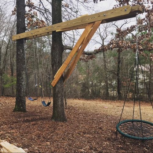 Swing set 