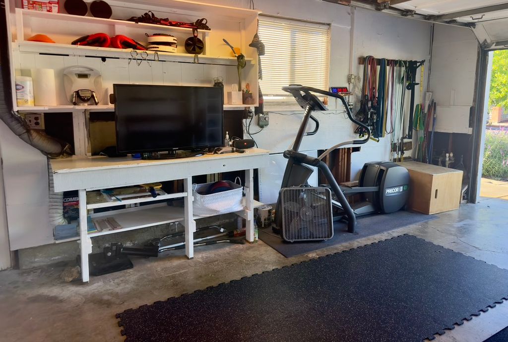 Boxing gloves, ladders, sliders, landmine, bands, 