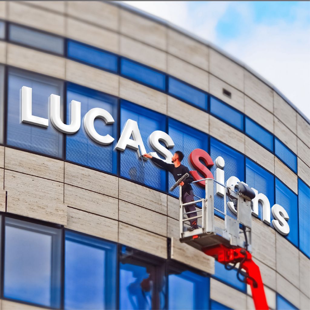 LUCAS Signs & Graphics Studio