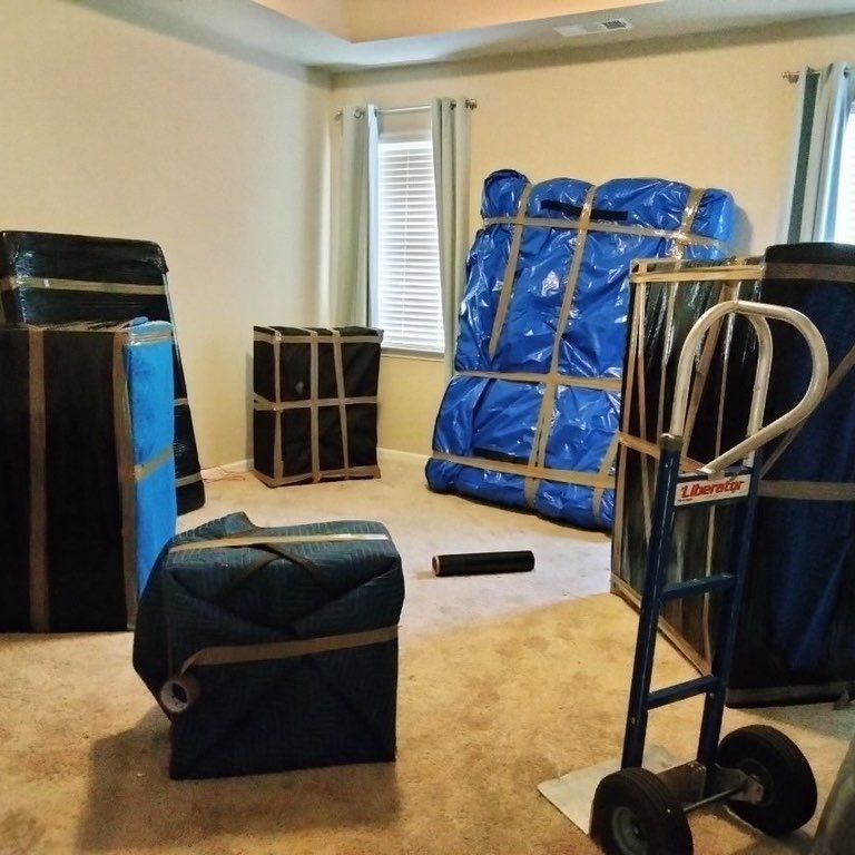 Unlimited Movers LLC