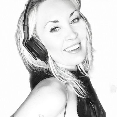 Avatar for Dani Rox Female Dj Services