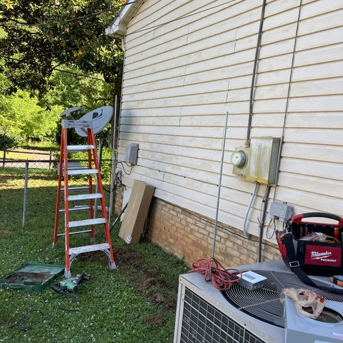 Circuit Breaker Panel or Fuse Box Installation