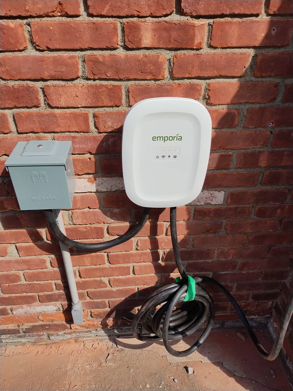 EV charger 
