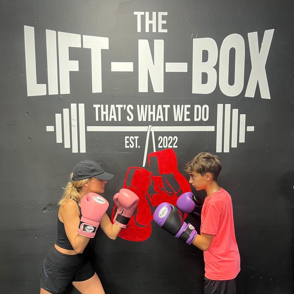 The Lift -N- Box