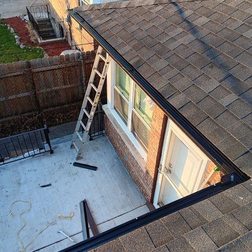 Gutter Cleaning and Maintenance