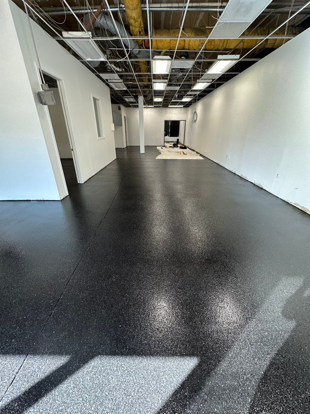 2,000 Sq Ft Commercial Building 