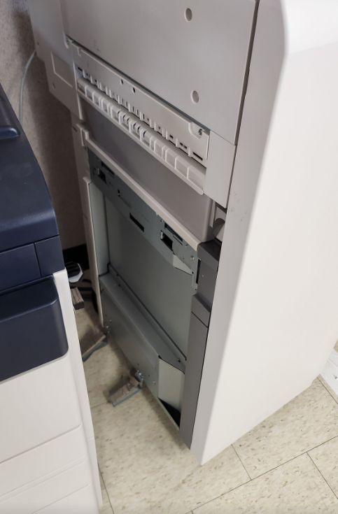 Cannot attach the finisher to the printer