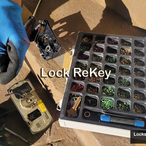 Locksmith At Your Door: Lock Rekey