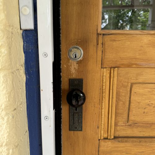 Lock Installation and Repair