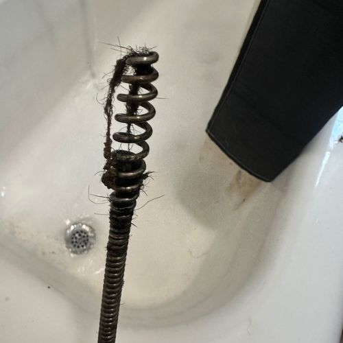 Joshua quickly resolved my tub drain issue.