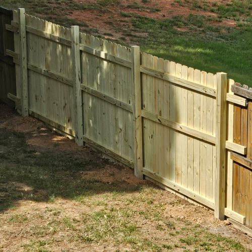 I recently had my fence repaired by Archi Construc