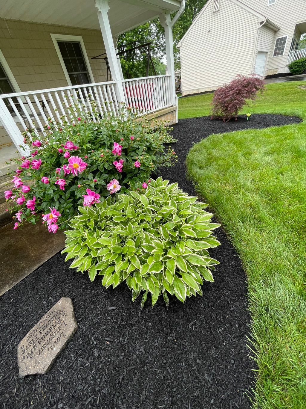 Gotta Love Fresh Mulch 👌🏼