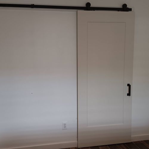 Barn door installation 