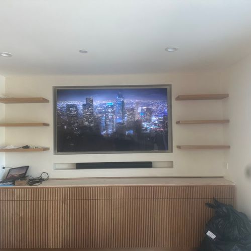 82 inch tv with Sonos Arc