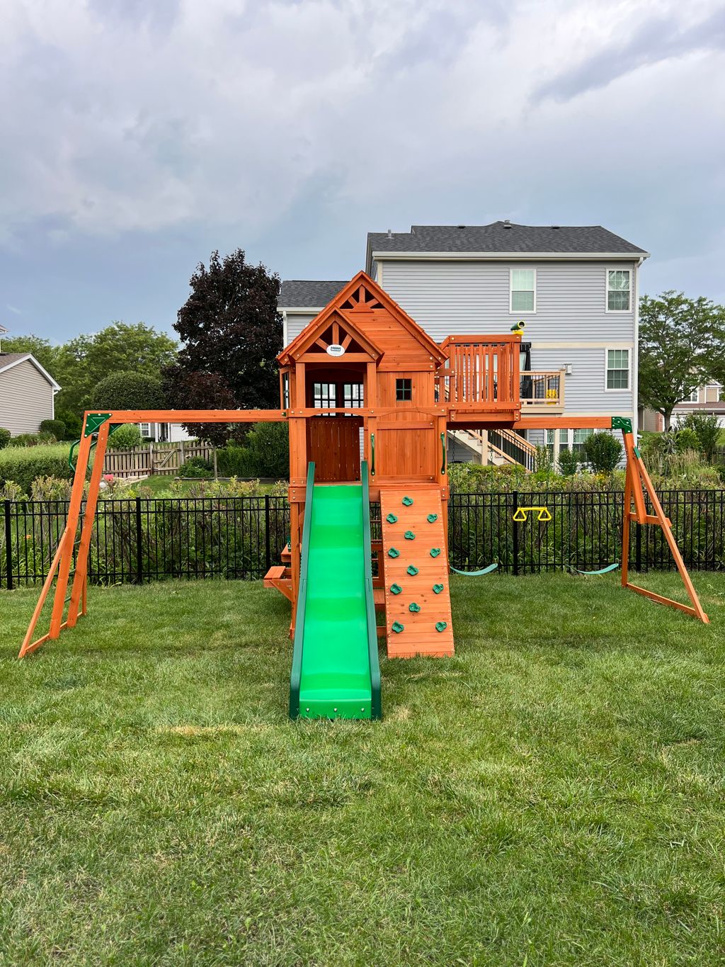 Play Equipment Construction and Assembly