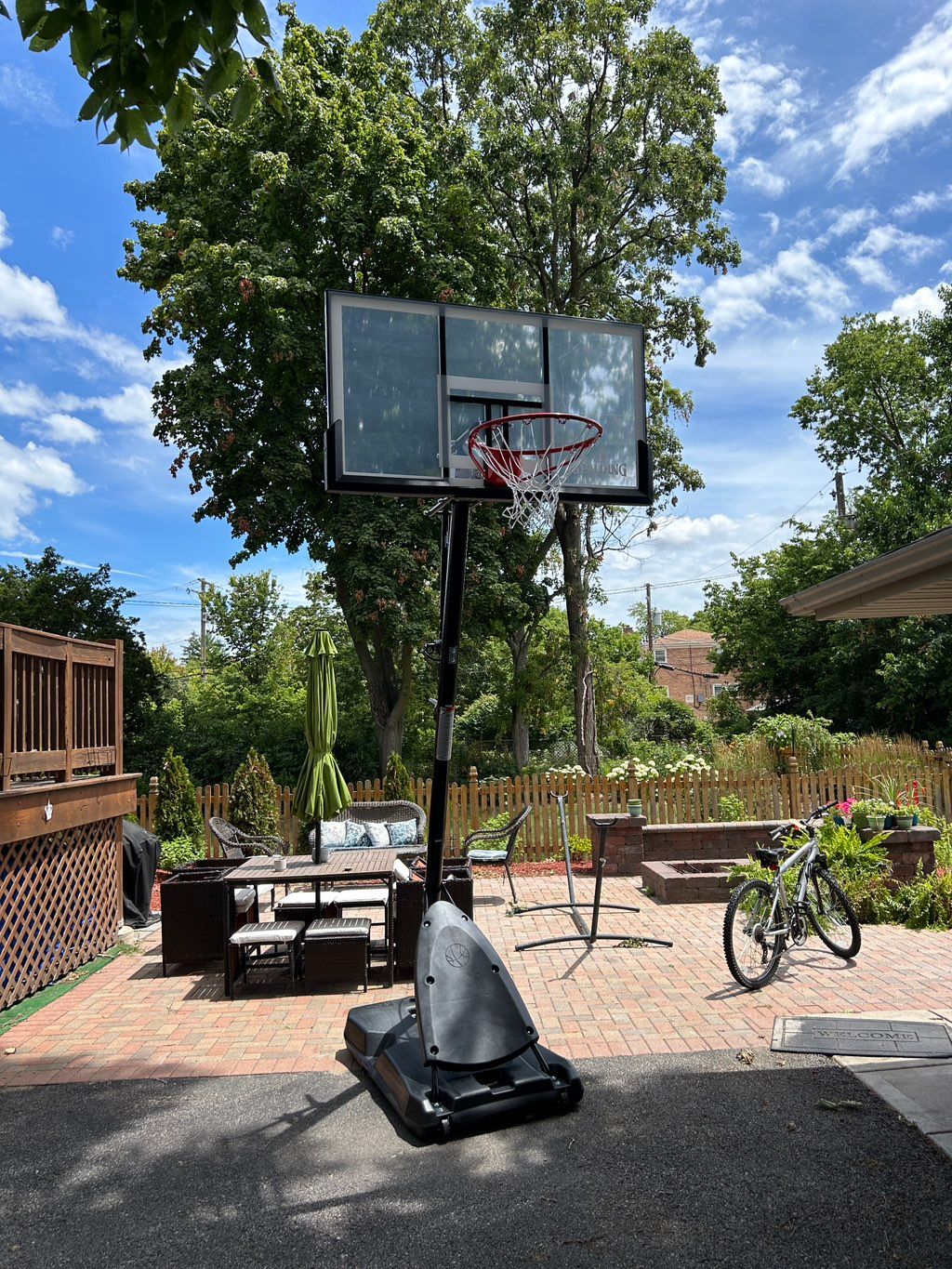  Assembling of portable basketball hoop (149$)