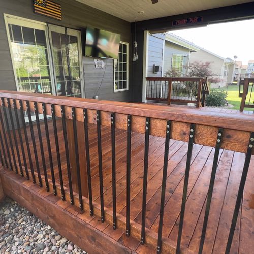 Deck Staining and Sealing