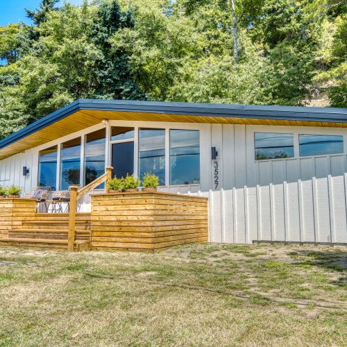 Midcentury Beach House